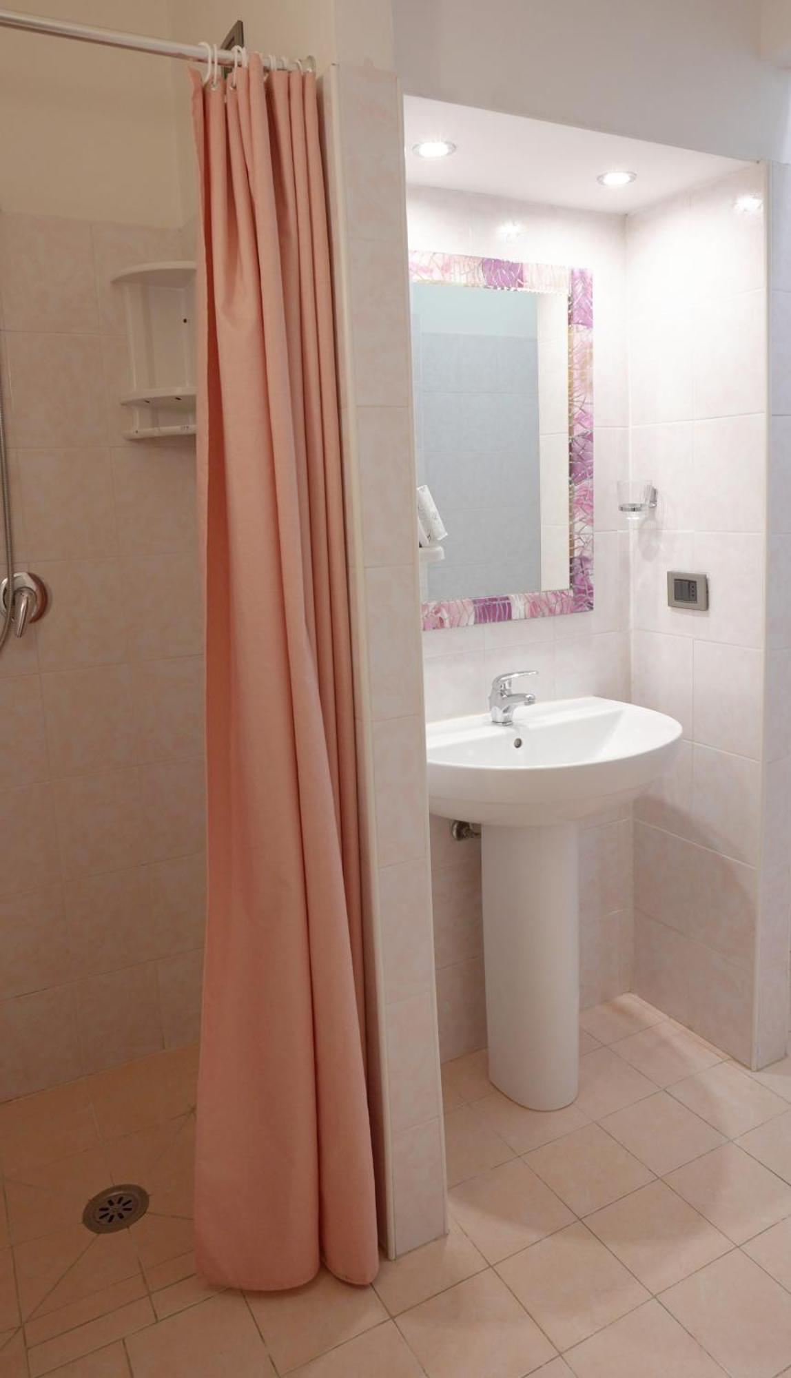A Casa Di Mario E Nene Bed and Breakfast Βιαρέτζιο Εξωτερικό φωτογραφία