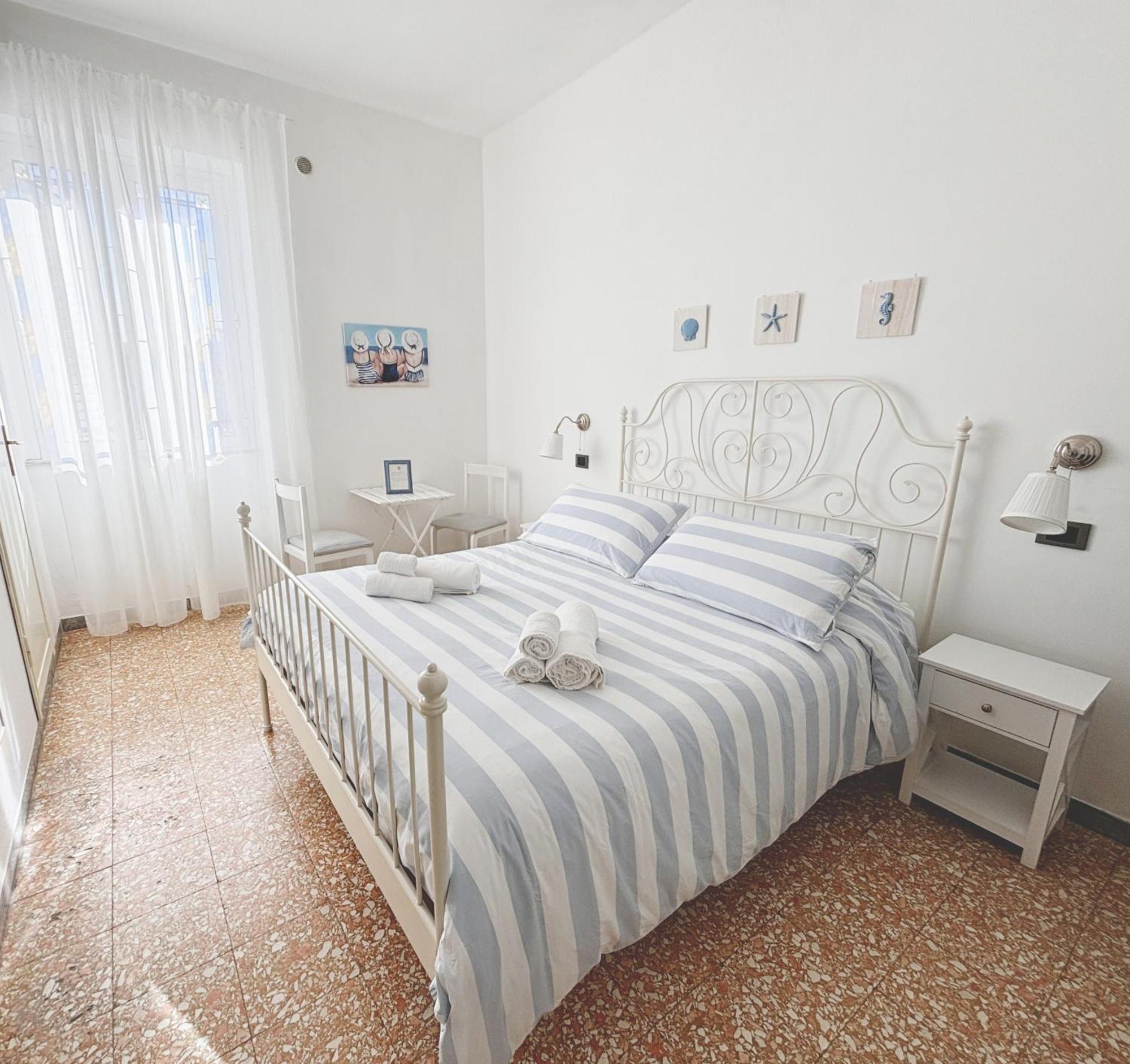 A Casa Di Mario E Nene Bed and Breakfast Βιαρέτζιο Εξωτερικό φωτογραφία